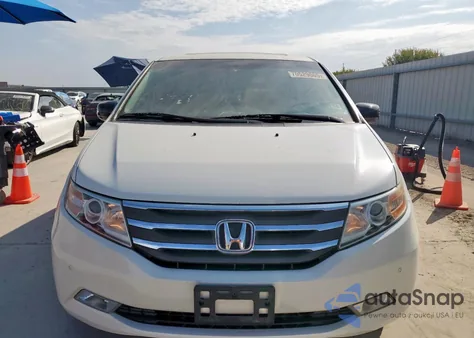 2012 Honda Odyssey Touring z USA, uszkodzony, nr VIN 5FNRL5H91CB141079